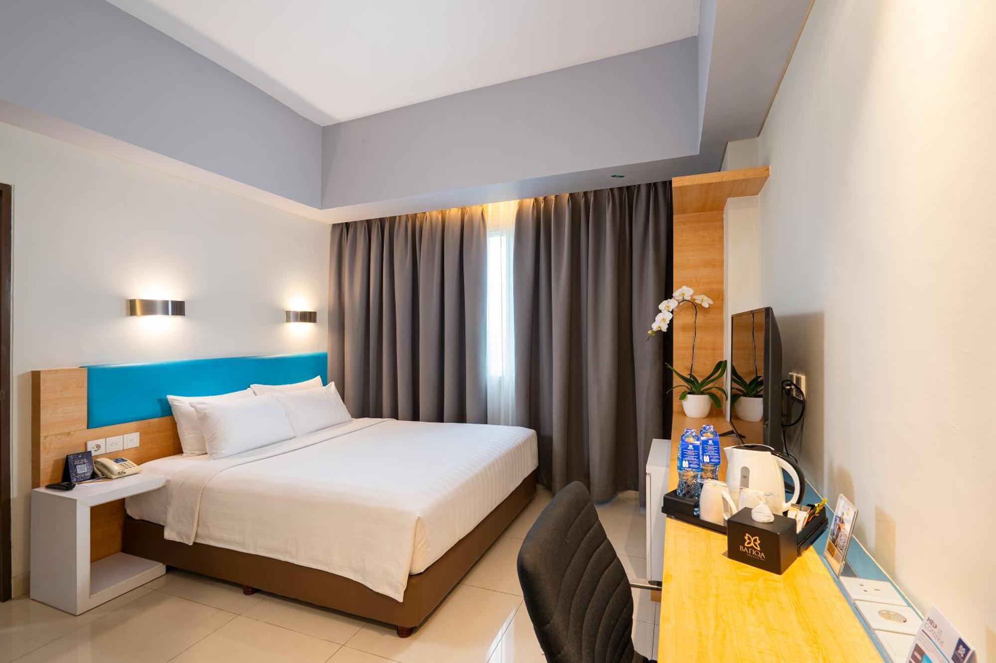 Batiqa Hotel & Apartments Karawang Exteriör bild